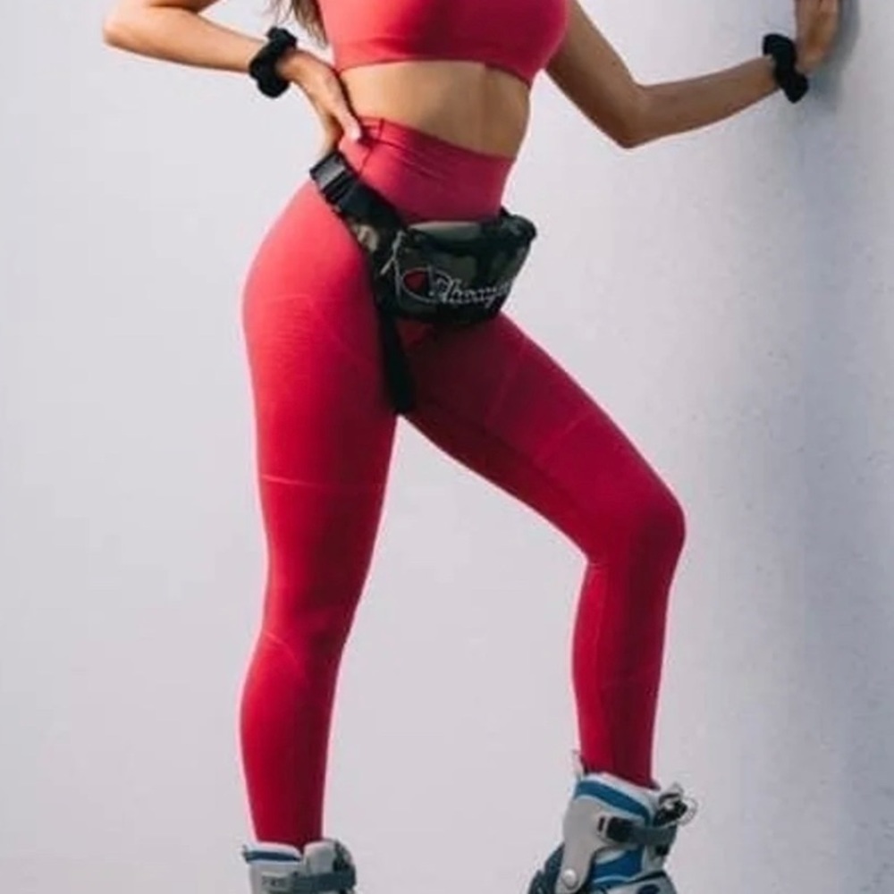 Alphalete OG Revival Cherry Ice